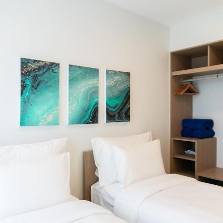 Skypark Apartments By Laguna Phuket Praia de Bang Tao Exterior foto