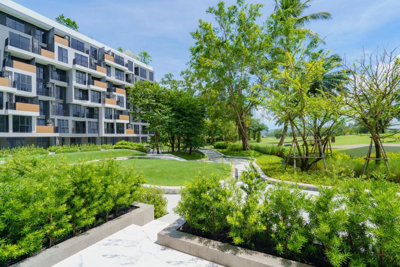 Skypark Apartments By Laguna Phuket Praia de Bang Tao Exterior foto