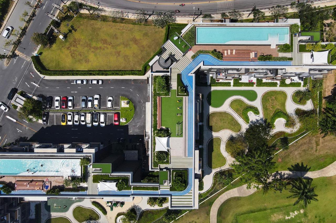 Skypark Apartments By Laguna Phuket Praia de Bang Tao Exterior foto