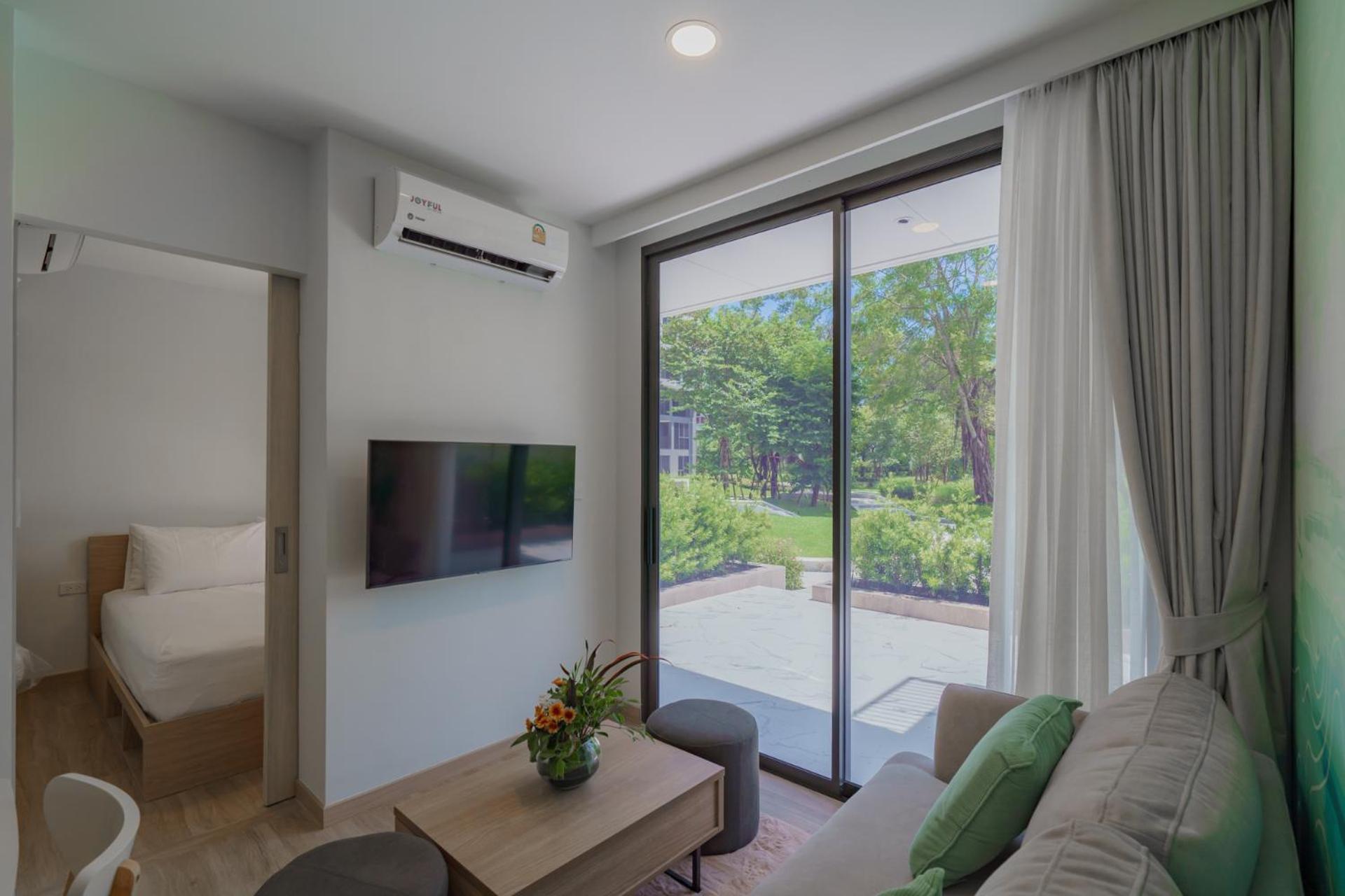 Skypark Apartments By Laguna Phuket Praia de Bang Tao Exterior foto