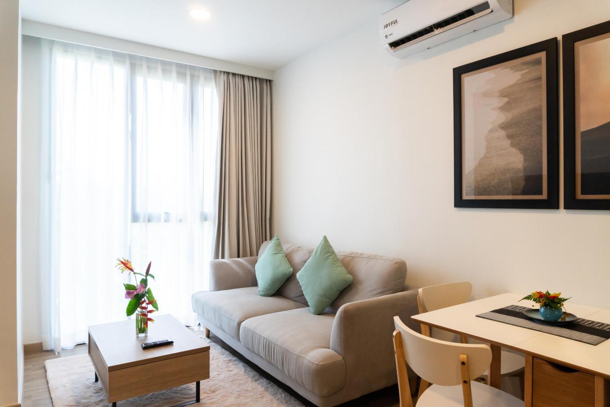 Skypark Apartments By Laguna Phuket Praia de Bang Tao Exterior foto