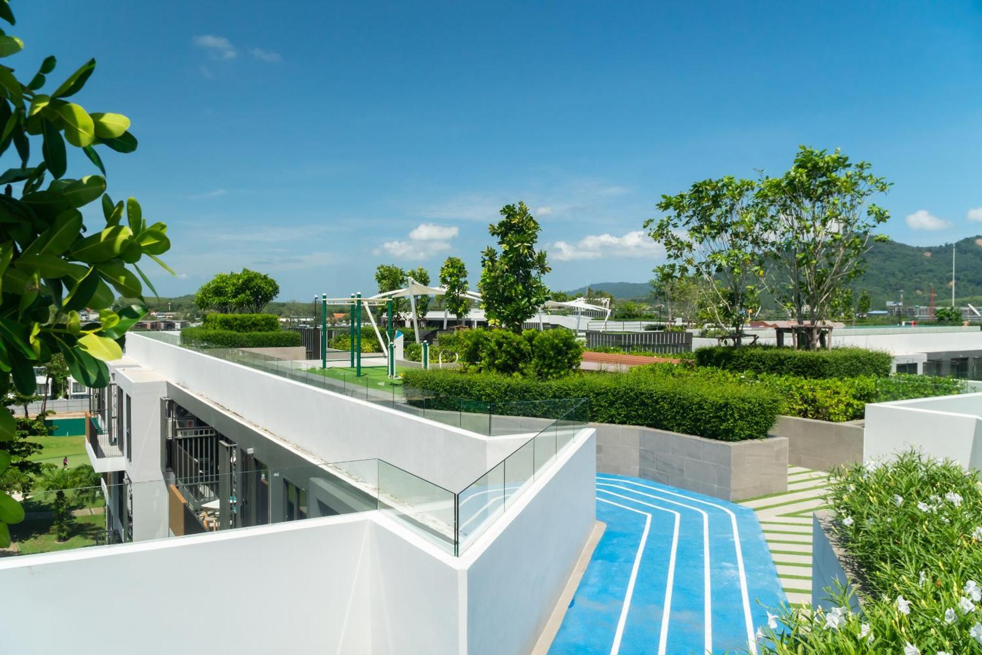 Skypark Apartments By Laguna Phuket Praia de Bang Tao Exterior foto